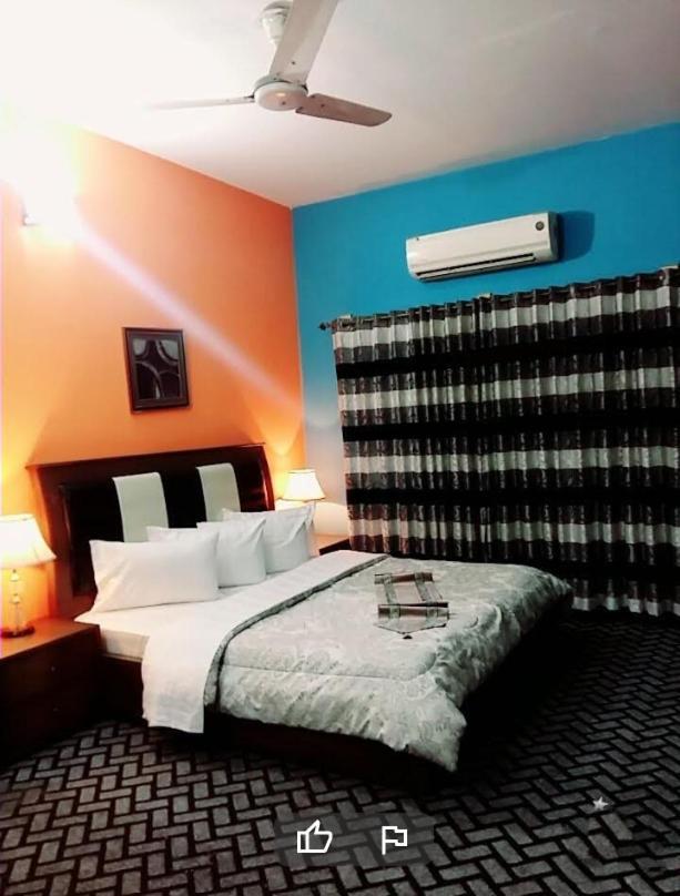 איסלמאבד Mulberry Guest House F-10 מראה חיצוני תמונה