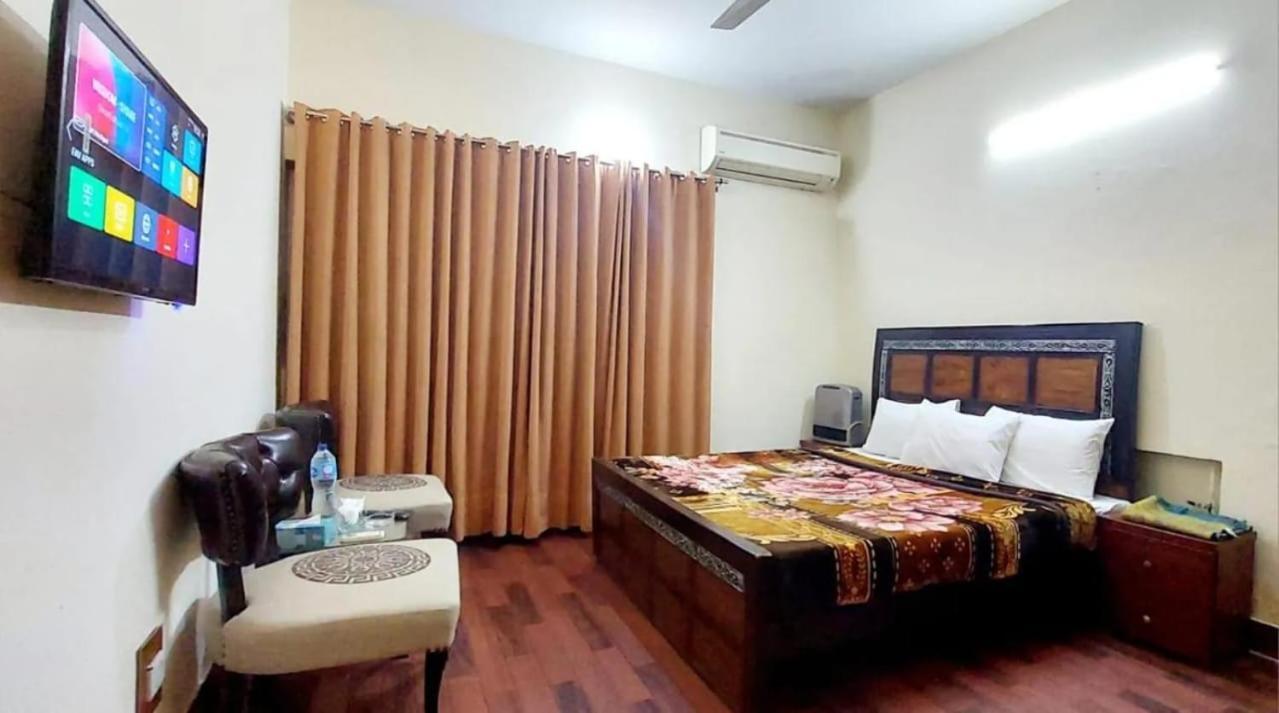 איסלמאבד Mulberry Guest House F-10 מראה חיצוני תמונה